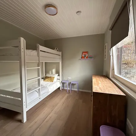 Premium Familienhaus Modern, Garten & Ruhige Lage 度假居 *