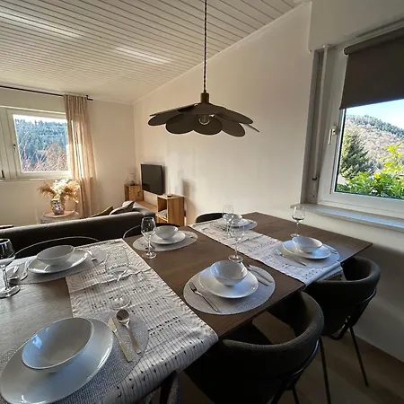 Vakantiehuis Kindvriendelijk Met Tuin In - Modern & Rustig Gelegen Winterberg