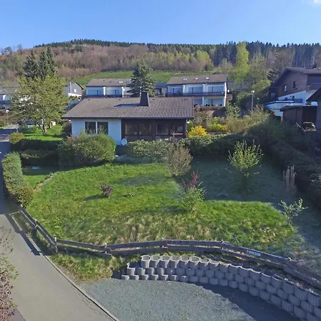 Kindvriendelijk Met Tuin In - Modern & Rustig Gelegen بيت للعطل *